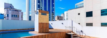 Carillon Plaza Hotel
