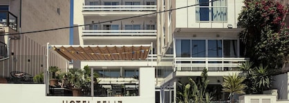 Hotel Feliz