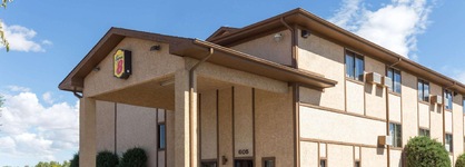 Super 8 By Wyndham Cos Hwy. 24 E Pafb Area