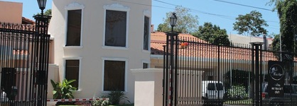 Le Moustier Suites