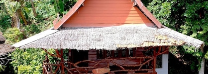 Phi Phi Relax Beach Resort