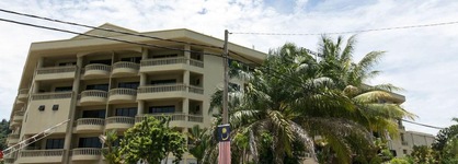 Coral Bay Resort