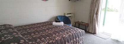 Commodore Court Motel