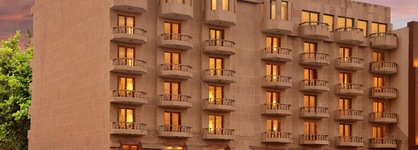 Lords Plaza