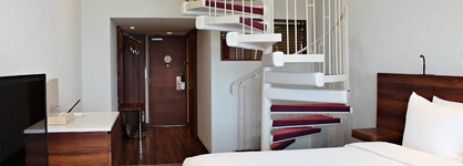 Sheraton Okinawa Sunmarina Resort