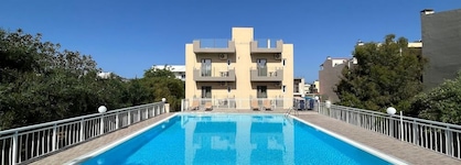 Acropolis Apartments