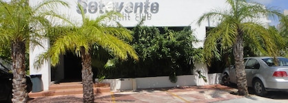 Hotel Sotavento & Yacht Club