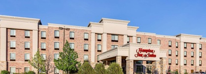 Hampton Inn & Suites West Bend