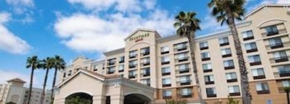 Courtyard By Marriott Newark Silicon Valley