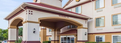 Super 8 By Wyndham Hillsboro Tx