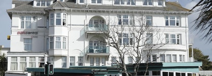 Park Central Hotel