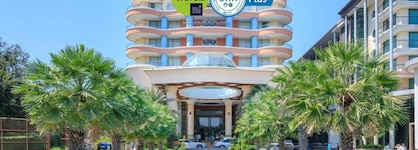 Long Beach Garden Hotel And Pavilions