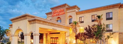 Hampton Inn & Suites Lancaster