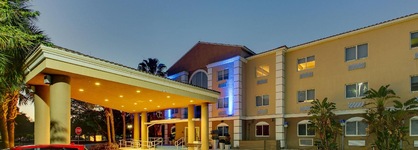 Holiday Inn Express & Suites West Palm Beach Metrocentre By Ihg