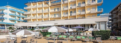 Hotel Astor