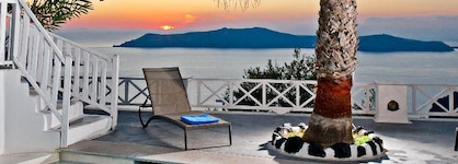 Cliff Side Suites