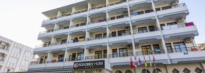 Kandelor Hotel