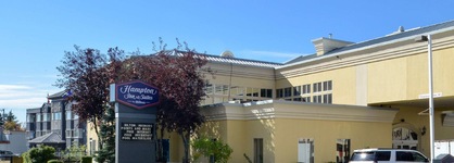 Hampton Inn & Suites Calgary - University Northwest