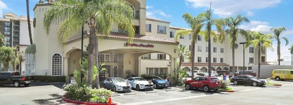 Hampton Inn & Suites Santa Ana Orange County Airport