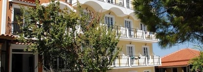 Locanda Beach Hotel