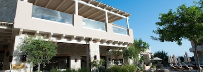 Cactus Royal Resort & Spa
