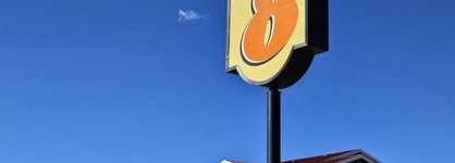Super 8 By Wyndham Holbrook