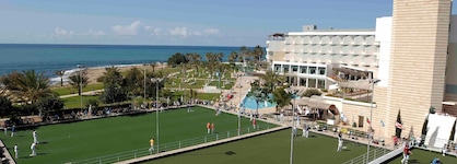 Constantinou Bros Athena Beach Hotel