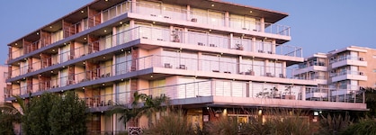 Costa Colonia - Riverside Boutique Hotel