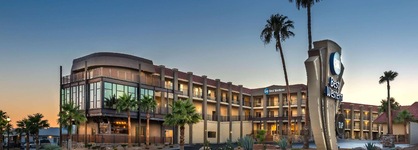 Best Western Laos Mar Hotel & Suites