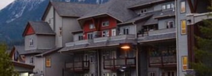 Lodges At Canmore