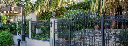 Hotel Los Robles