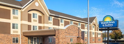 Days Inn & Suites By Wyndham Green Bay Wi.