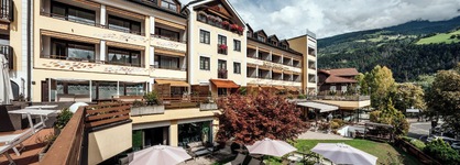 Dominik Alpine City Wellness Hotel