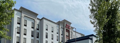 Hampton Inn & Suites Louisville East