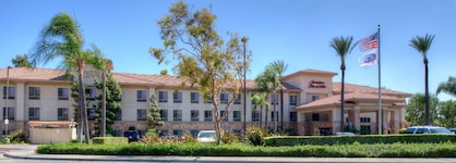 Hampton Inn & Suites Ontario