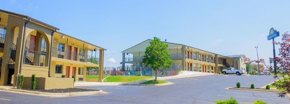 Days Inn & Suites By Wyndham Athens Alabama