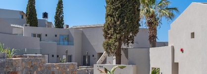 Galaxy Suites Boutique Resort