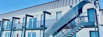 Days Inn By Wyndham Burleson Ft. Worth