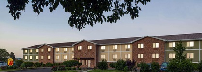 Super 8 By Wyndham Lenexa Overland Park Mall Area