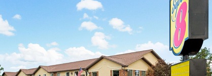 Super 8 By Wyndham Longmont Twin Peaks