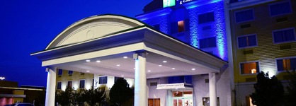 Holiday Inn Express Hotel & Suites Watertown-Thousand Island By Ihg
