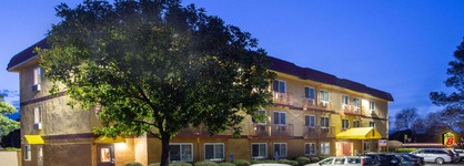 Super 8 By Wyndham Chico