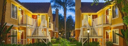 Clementine Hotel & Suites Anaheim