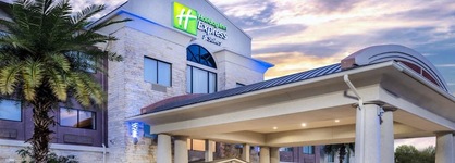 Holiday Inn Express Hotel & Suites Beaumont Nw By Ihg
