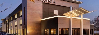La Quinta Inn & Suites By Wyndham St Louis Route 66