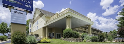 Brookwood Inn
