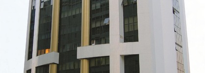 Mondrian Suite Hotel