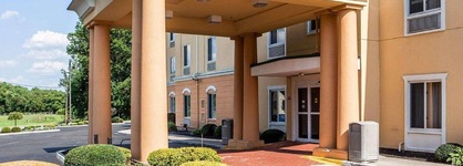 Comfort Inn & Suites Carneys Point - Pennsville