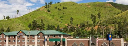Comfort Inn & Suites Hotel In The Black Hills
