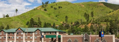 Comfort Inn & Suites Hotel In The Black Hills